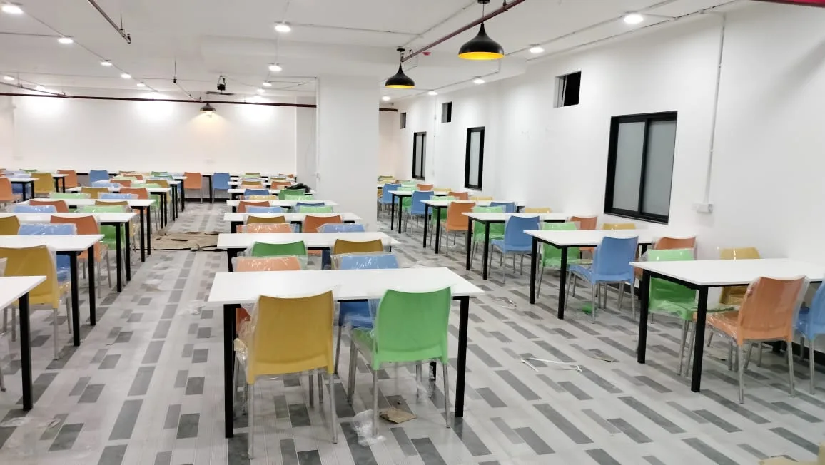Pantry & Cafeteria Tables